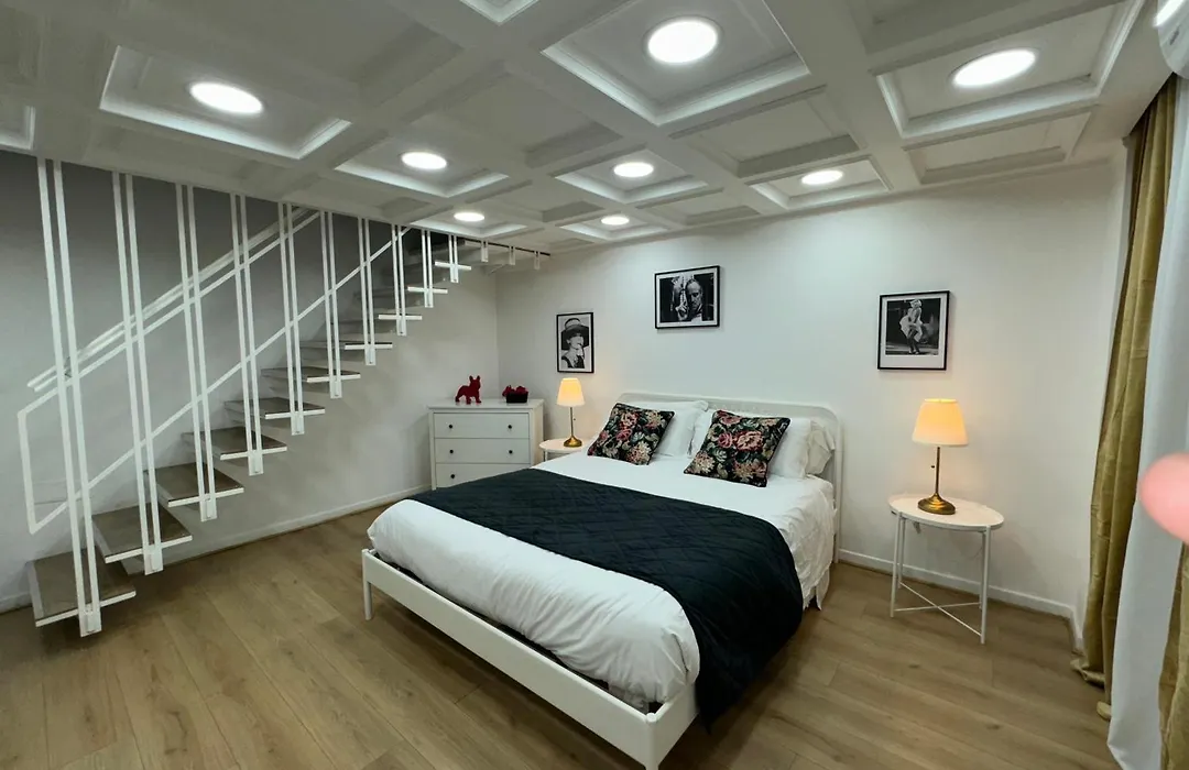 Colonna Holiday Home-1