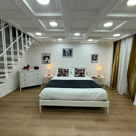 Colonna Holiday Home-2
